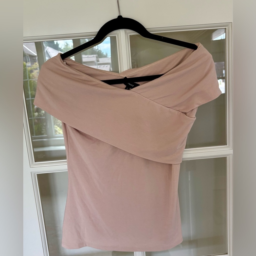 Theory Off-Shoulder muted pink top